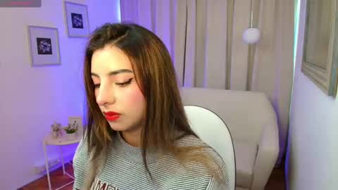 Snapshot of rousee_v chatting on September 30, 2025, 1:05 pm Rousee online show from September 30, 2025, 1:05 pm