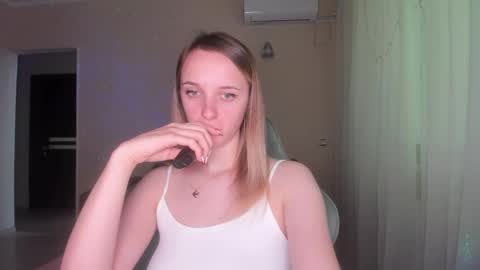 Snapshot of rousereed chatting on March 23, 2026, 1:26 pm Rouse online show from March 23, 2026, 1:26 pm
