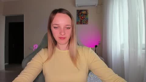 Snapshot of rousereed chatting on April 9, 2026, 6:52 am Rouse online show from April 9, 2026, 6:52 am