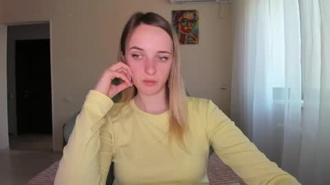Snapshot of rousereed chatting on April 15, 2026, 11:50 am Rouse online show from April 15, 2026, 11:50 am