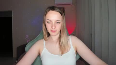 Snapshot of rousereed chatting on April 18, 2026, 8:31 pm Rouse online show from April 18, 2026, 8:31 pm