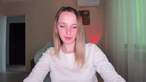 Snapshot of rousereed chatting on April 22, 2026, 11:56 am Rouse online show from April 22, 2026, 11:56 am