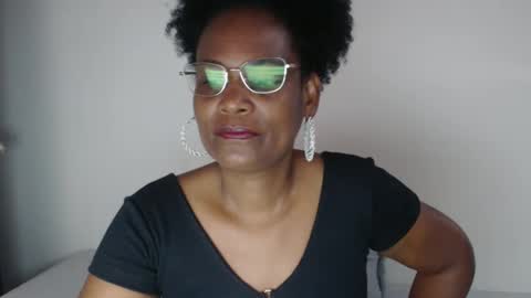 luxa online show from January 20, 2025, 12:39 pm