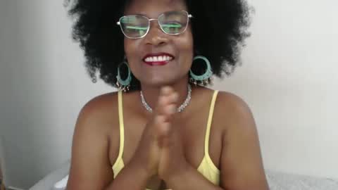 luxa online show from February 15, 2025, 1:16 pm