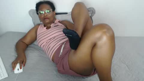 luxa online show from February 25, 2025, 9:35 pm