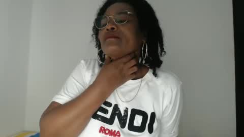 luxa online show from September 11, 2025, 9:37 pm