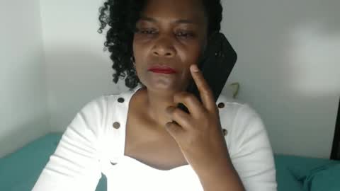 luxa online show from February 13, 2026, 1:40 pm