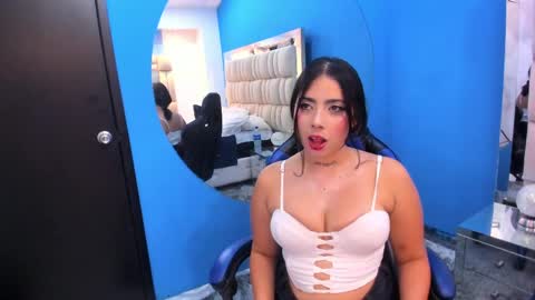 Snapshot of rousse_lily0 chatting on May 21, 2026, 3:24 am rousse_lily0 online show from May 21, 2026, 3:24 am