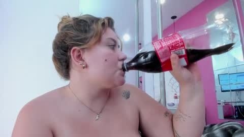 Snapshot of rousse_millers chatting on June 5, 2026, 2:07 am Rousse online show from June 5, 2026, 2:07 am