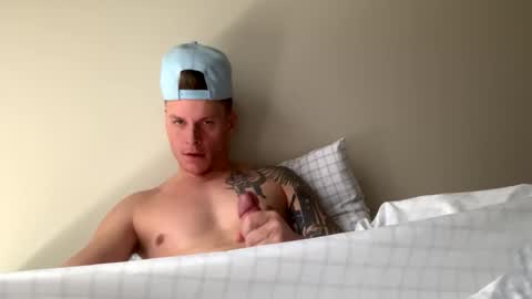 roverone89 online show from March 3, 2026, 5:41 pm