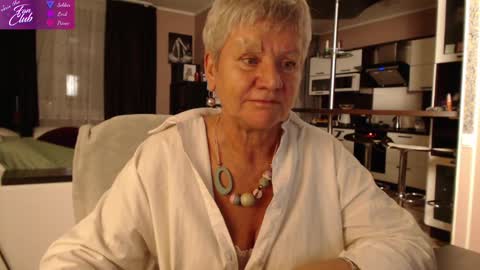 Roxana online show from December 11, 2024, 3:05 pm