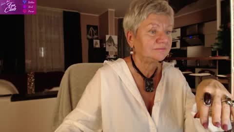 Roxana online show from December 17, 2024, 6:09 pm