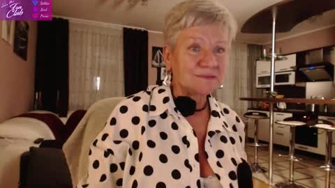 Roxana online show from December 29, 2024, 7:43 pm