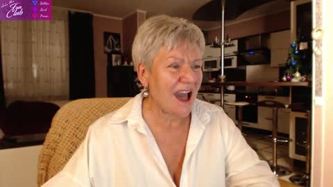 Roxana online show from January 11, 2025, 2:15 pm