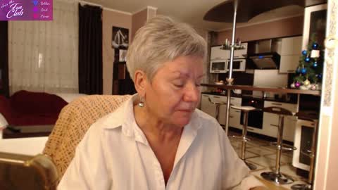 Roxana online show from January 11, 2025, 5:18 pm