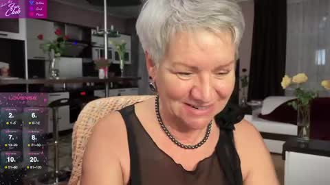 Roxana online show from February 13, 2025, 5:54 pm