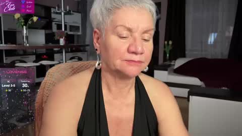 Roxana online show from February 16, 2025, 5:48 pm