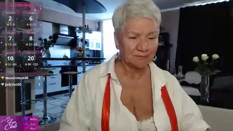 Snapshot of roxana_brooks chatting on July 17, 2026, 3:18 pm Roxana online show from July 17, 2026, 3:18 pm
