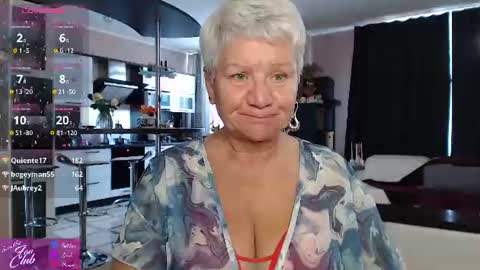 Snapshot of roxana_brooks chatting on July 28, 2026, 4:27 pm Roxana online show from July 28, 2026, 4:27 pm