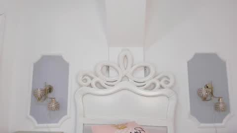 Snapshot of roxana_scott1 chatting on November 15, 2025, 3:37 am roxana_scott1 online show from November 15, 2025, 3:37 am