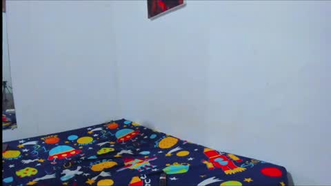 Snapshot of roxanajames__ chatting on June 1, 2026, 3:36 pm roxy online show from June 1, 2026, 3:36 pm