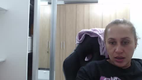 Roxana online show from March 5, 2025, 12:38 am