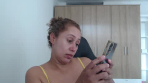 Roxana online show from September 17, 2025, 8:10 pm