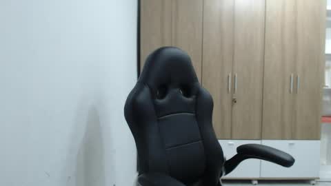 Roxana online show from March 31, 2026, 11:05 pm