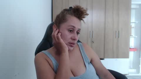 Snapshot of roxanalove7 chatting on April 30, 2026, 6:36 pm Roxana online show from April 30, 2026, 6:36 pm