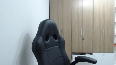 Snapshot of roxanalove7 chatting on June 22, 2026, 3:25 am Roxana online show from June 22, 2026, 3:25 am