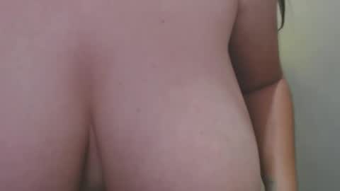 Snapshot of roxanbahottt chatting on June 8, 2026, 9:20 am roxxy online show from June 8, 2026, 9:20 am