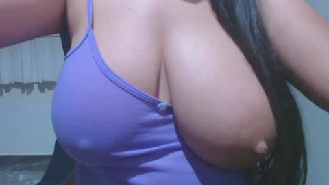 Snapshot of roxanbahottt chatting on July 15, 2026, 10:37 pm roxxy online show from July 15, 2026, 10:37 pm