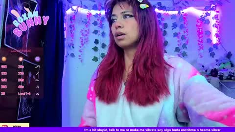 Snapshot of roxanbunny chatting on May 9, 2026, 8:41 am roxxy online show from May 9, 2026, 8:41 am