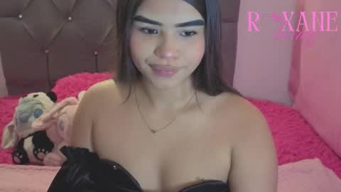 Snapshot of roxane_luxe chatting on March 14, 2026, 12:39 am Roxane Luxe. online show from March 14, 2026, 12:39 am
