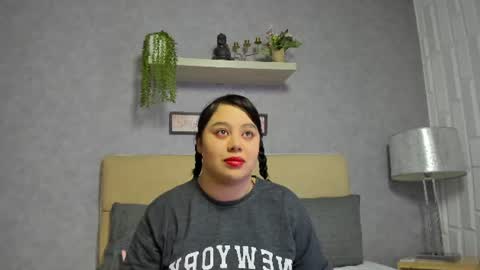 Snapshot of roxanebrown chatting on July 18, 2026, 1:04 pm roxanebrown online show from July 18, 2026, 1:04 pm