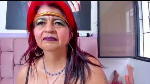 Snapshot of roxettemature chatting on February 23, 2025, 11:33 am RoxetteMature online show from February 23, 2025, 11:33 am