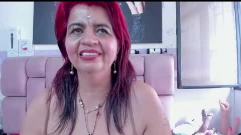 Snapshot of roxettemature chatting on March 7, 2025, 5:49 pm RoxetteMature online show from March 7, 2025, 5:49 pm