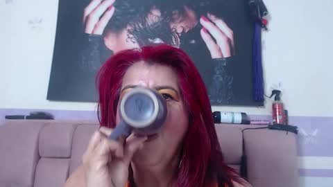 Snapshot of roxettemature chatting on October 6, 2025, 12:13 pm RoxetteMature online show from October 6, 2025, 12:13 pm