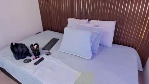 Roxie  online show from December 2, 2025, 11:37 am