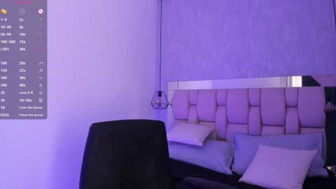 Snapshot of roxie_summers chatting on February 3, 2025, 10:43 pm Roxie online show from February 3, 2025, 10:43 pm