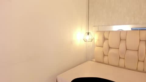 Snapshot of roxie_summers chatting on February 12, 2026, 8:48 pm Roxie online show from February 12, 2026, 8:48 pm