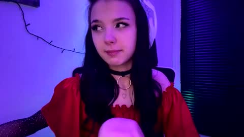 Snapshot of roxiepiurkowski chatting on February 27, 2026, 4:07 pm Hana online show from February 27, 2026, 4:07 pm