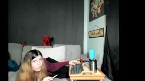Snapshot of roxihazeleyes chatting on May 29, 2026, 7:28 am roxihazeleyes online show from May 29, 2026, 7:28 am