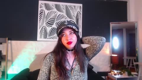 Roxxan online show from January 22, 2025, 7:03 am