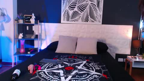 Roxxan online show from February 27, 2025, 3:14 am