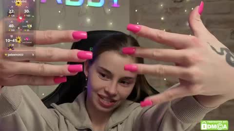 Snapshot of roxxxie_reid chatting on April 29, 2026, 7:20 pm Roxieex ABBY online show from April 29, 2026, 7:20 pm