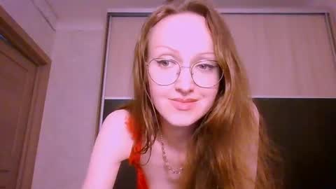 Roxxy Wharton online show from June 10, 2026, 12:37 pm