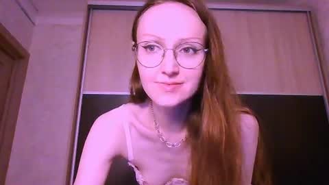 Roxxy Wharton online show from July 4, 2026, 11:05 am