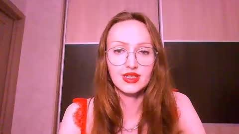 Roxxy Wharton online show from July 28, 2026, 3:21 pm