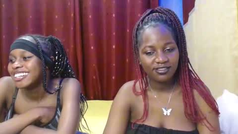 Snapshot of roxy_heather chatting on March 6, 2026, 6:37 pm Roxy online show from March 6, 2026, 6:37 pm